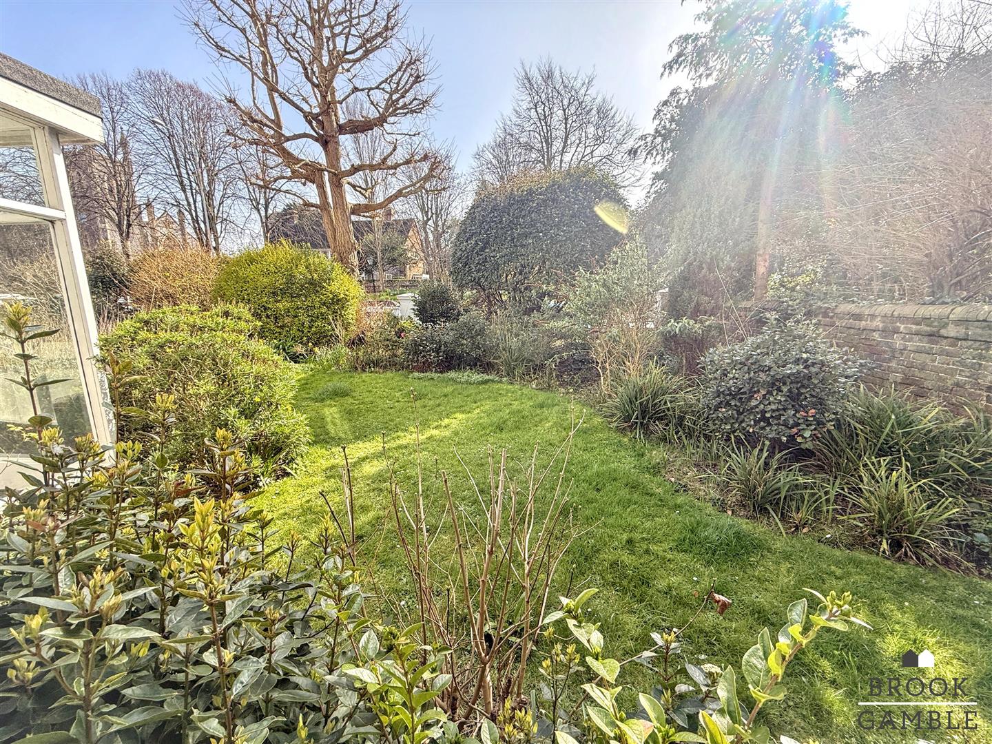 1 Bedroom Apartment. Trinity Trees in Eastbourne, East Sussex 5